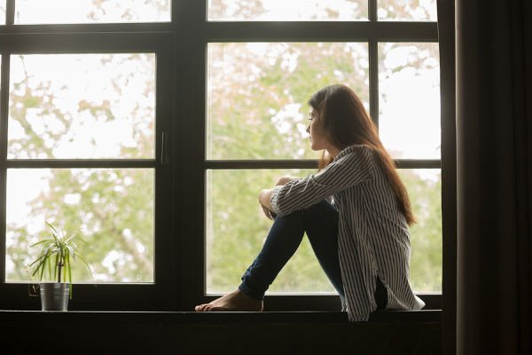 Coping with a Miscarriage | Whether you’ve experienced an early or late miscarriage, you probably already know the facts and symptoms, but those don’t help during the recovery and emotional healing process. I’m sharing my own experience along with tips I found helpful in coping with my loss and all of the grief it brought with it. We need to do a better job in raising miscarriage awareness, and offering the proper support, and I hope these ideas help! #tryingtoconceive #TTC #infertility